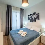 Old Town - Free Wifi - Cruises 10 Mins Apartman *