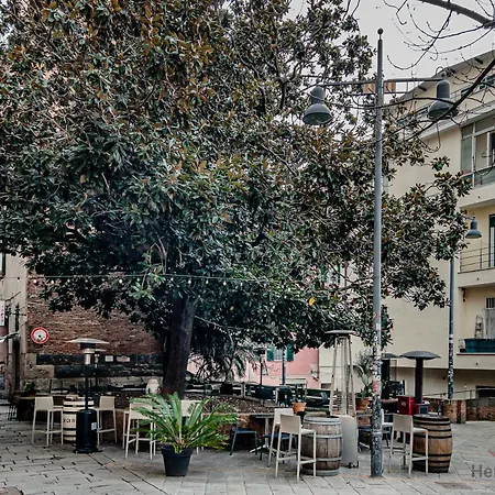 Old Town - Free Wifi - Cruises 10 Mins Appartement Savona