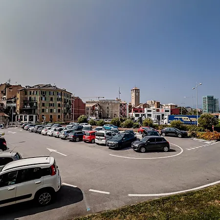 Apartamento Old Town - Free Park - Cruises 10 Mins