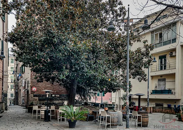 Old Town - Free Wifi - Cruises 10 Mins Appartement Savona